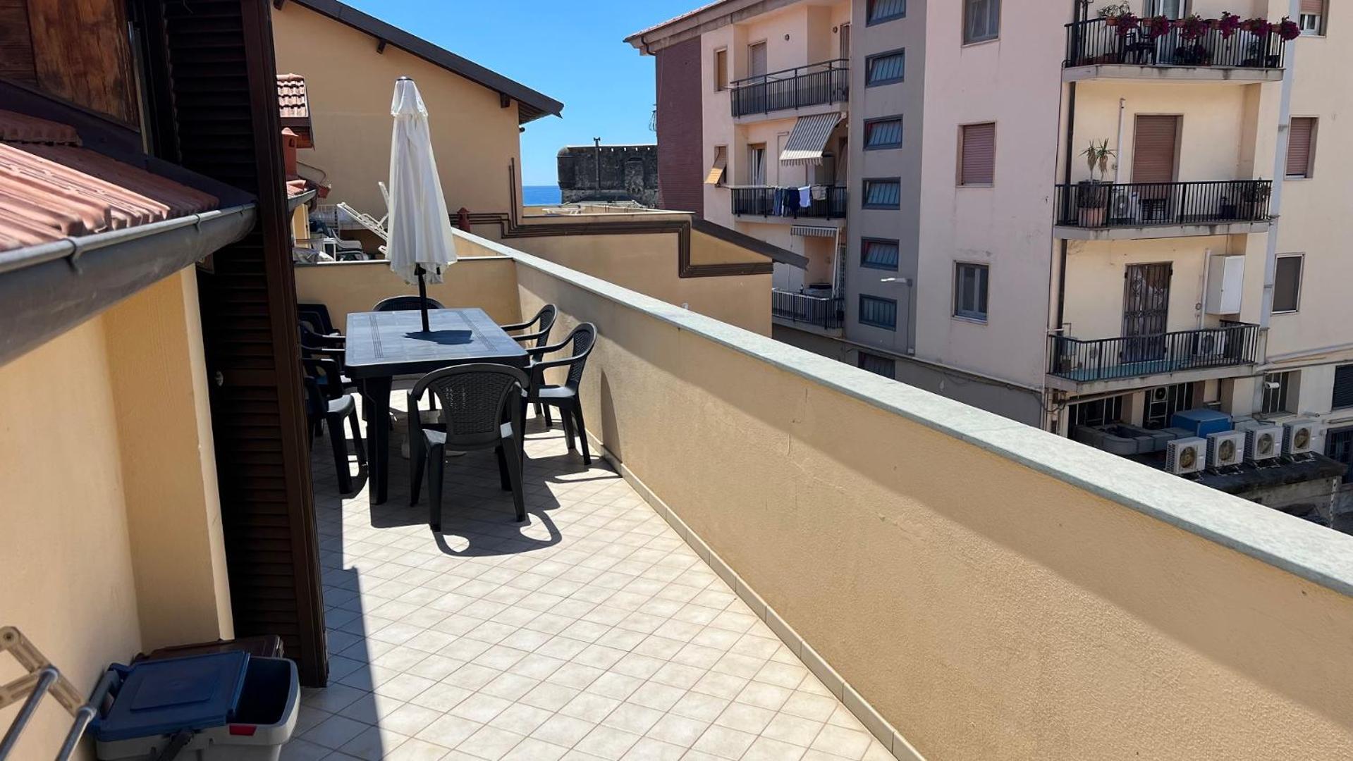 Garibaldi Appartamenti Riva Ligure Esterno foto