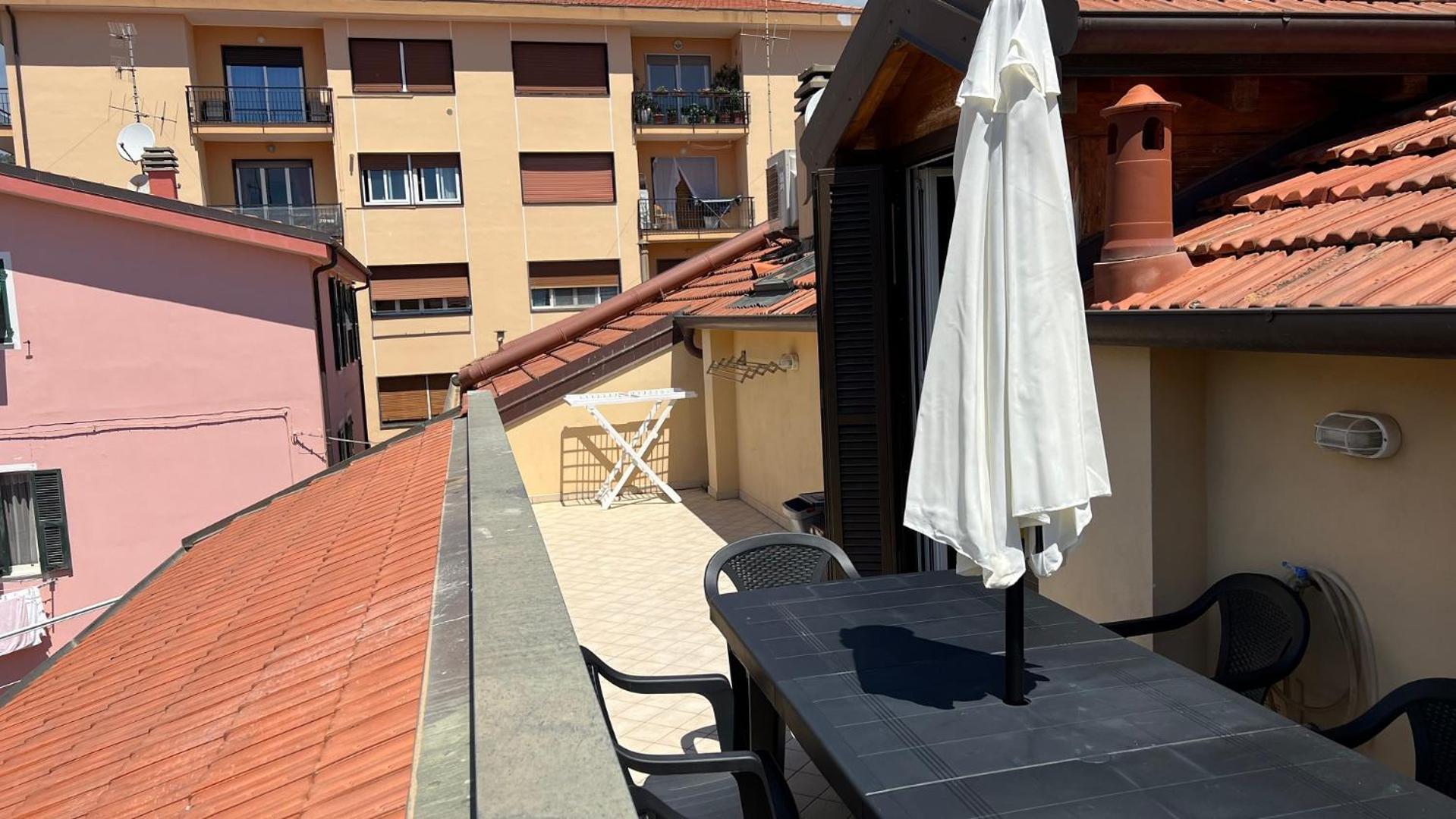 Garibaldi Appartamenti Riva Ligure Esterno foto